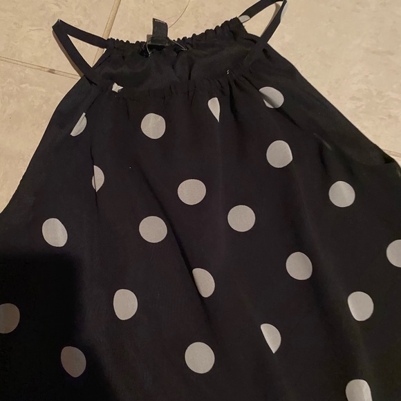 Top - Picture 2 of 2